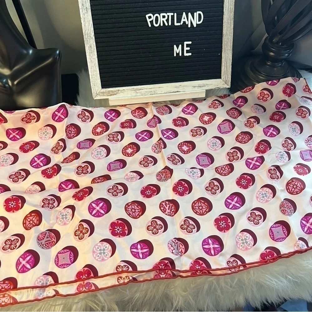 Louis vuitton kimodo dots scarf